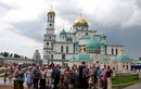 Паломники в Ново-Иерусалимской обители