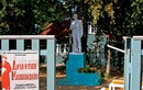 «Пригорок Пушкино горбил Акуловой горою…»